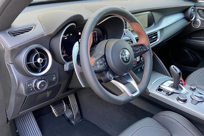 Alfa Romeo Stelvio Intensa Q4