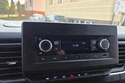 Renault Trafic 2.0 dCi L2H1 Extra EDC