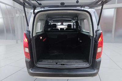 Peugeot Rifter Long L2H1 Allure Pack