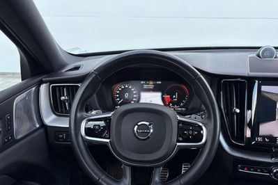 Volvo XC60 T8 AWD Plug-In Hybrid Polestar Engineered aut