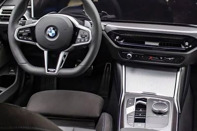 BMW Seria 3 318i M Sport
