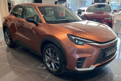 Lexus LBX Elegant 1.5 Hybrid