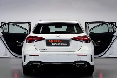 Mercedes Klasa A 250 e AMG Line