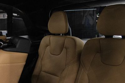 Volvo XC90 T8 AWD Plug-In Hybrid Plus Dark 7os aut