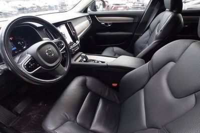 Volvo V90 B4 D AWD Momentum aut