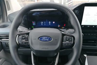 Ford Tourneo Custom 320 L2H1 Active A8 AWD