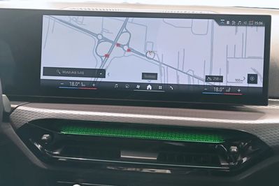 BMW Seria 3 318i M Sport