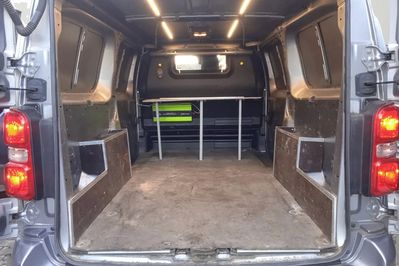 Peugeot Expert Long L2H1 AT