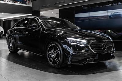 Mercedes Klasa E 220 d 4-Matic AMG