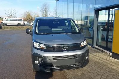 Opel Vivaro XL L2H1 EAT8 Zabudowa Brgadowa