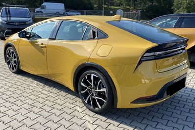 Toyota Prius Prestige 2.0 Hybrid Plug-in