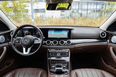 Mercedes Klasa E 220 d 9G-Tronic Exclusive