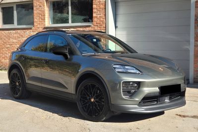 Porsche Macan 4