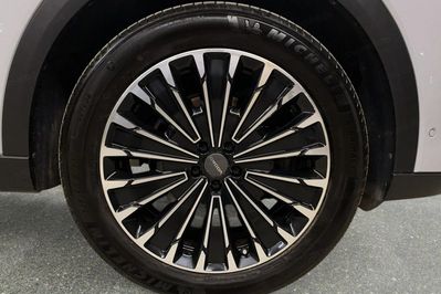 Omoda 9 1.5 Super Hybrid AWD