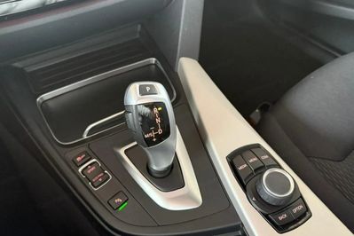 BMW Seria 3 Gran Turismo 320i Advantage