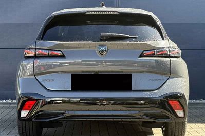 Peugeot 308 Allure S&S e-DCS6 1.2 mHEV