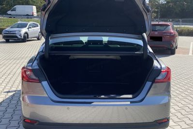 Toyota Camry Prestige 2.5 Hybrid Dynamic Force