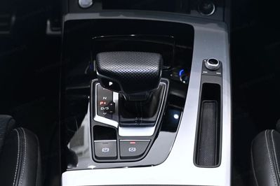 Audi Q5 40 TFSI mHEV Quattro S Line S tronic