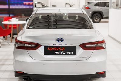 Toyota Camry 2.5 Hybrid Executive CVT
