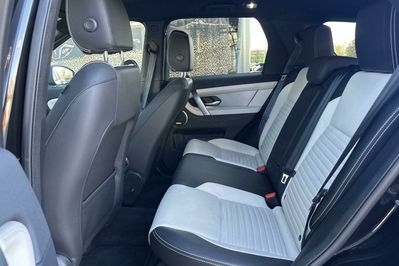 Land Rover Discovery Sport AWD Auto Dynamic