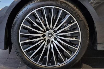 Mercedes Klasa E 220 d  4-Matic AMG