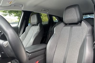 Peugeot 3008 Allure Pack 1.2 PureTech  S&S EAT8