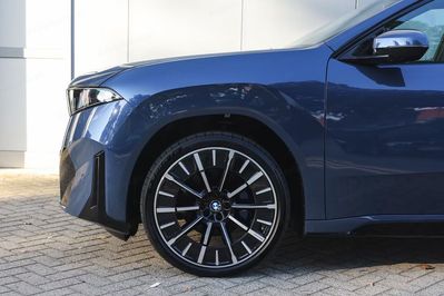 BMW iX3 50 xDrive M Sport