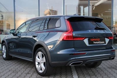 Volvo V60 CC  B4 D AWD aut