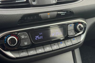 Hyundai i30 1.5 T-GDI 48V Executive