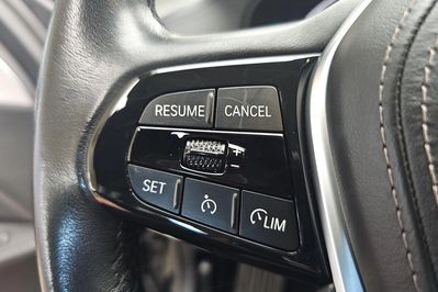 BMW Seria 5 Touring 520d xDrive Luxury Line