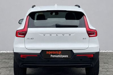 Volvo XC40 B3 Plus Dark