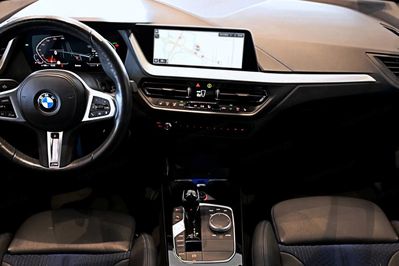 BMW Seria 1 118i M Sport