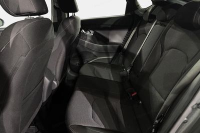 Hyundai i30 Fastback 1.5 T-GDI DCT