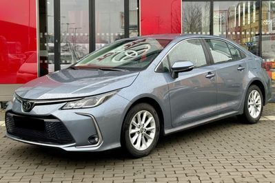 Toyota Corolla Comfort 1.5 benzyna
