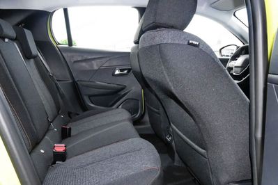 Peugeot 208 Style e-DCS6 1.2 mHEV