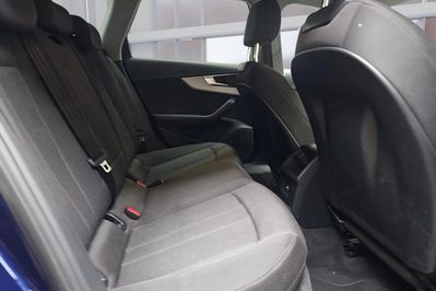 Audi A4 Avant 40 TDI S Line