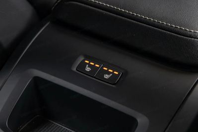 Volvo XC60 B4 D AWD Plus Dark