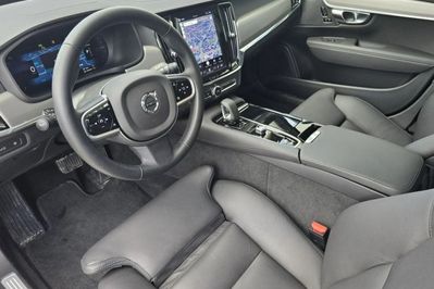 Volvo V90 T6 AWD Plug-In Hybrid Plus Bright