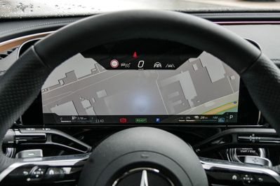 Mercedes Klasa E 200 4-Matic AMG