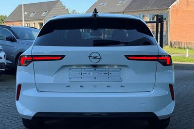 Opel Astra Edition eDTC 1.2 Turbo