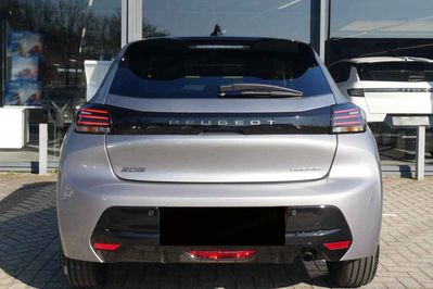 Peugeot 208 Allure e-DCS6  1.2 mHEV