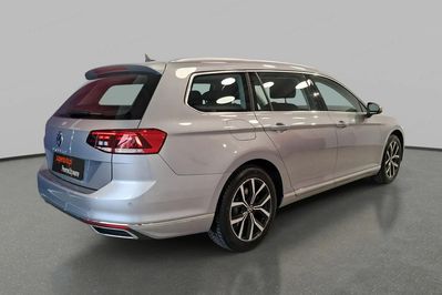 Volkswagen Passat 1.5 TSI EVO Elegance