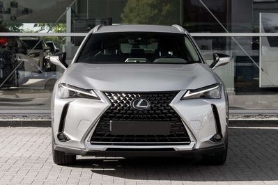 Lexus UX 300h Business