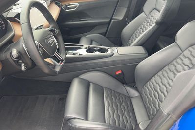 Audi e-tron GT RS quattro