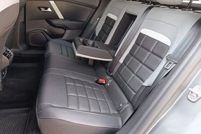 Citroen C4 1.2 Puretech Max S&S EAT8