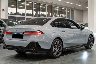 BMW Seria 5 520d xDrive M Sport