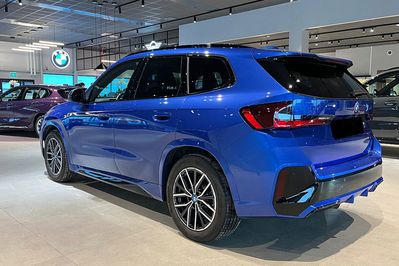 BMW iX1 xDrive30 M Sport