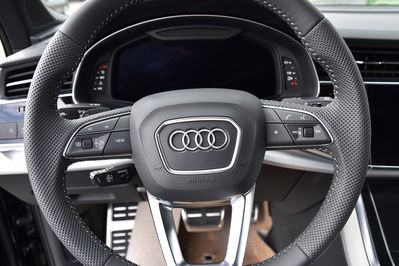 Audi Q7 50 TDI quattro S Line