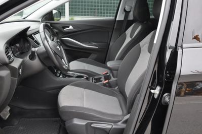 Opel Grandland X 1.2 T GPF Design Line S&S