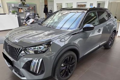 Peugeot 2008 GT Exclusive e-DCS6 1.2 PureTech mHEV